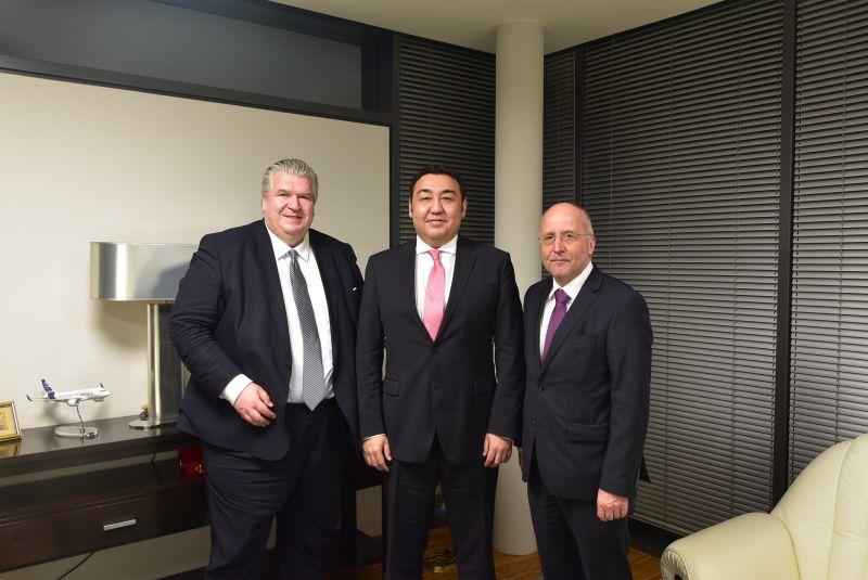 NAUJOKS zu Gast bei Bolat Nussupov, Botschafter der Republik Kasachstan in Berlin